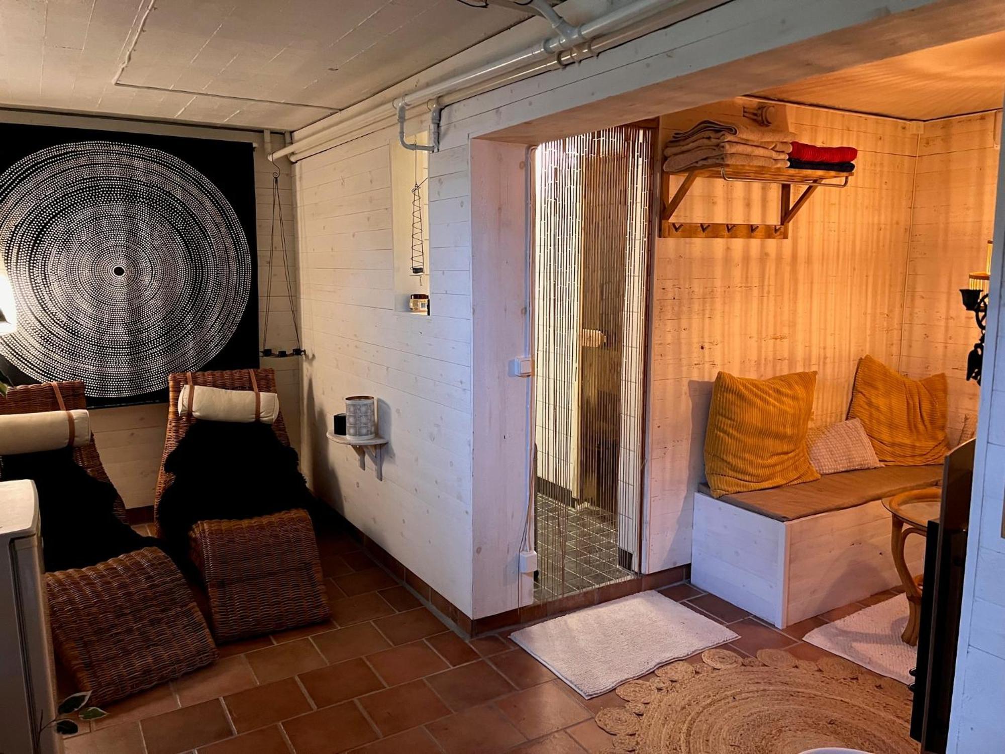 The Guest House. Gammelstaden Luaran gambar