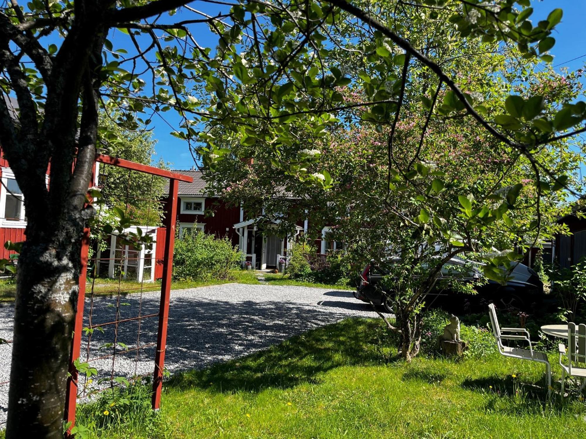 The Guest House. Gammelstaden Luaran gambar
